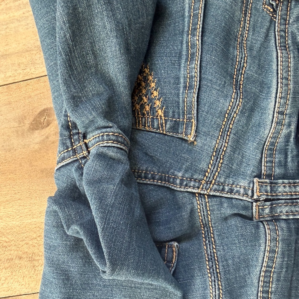 Democracy Denim Flare Jeans in Medium Blue Wash - Picture 10 of 15